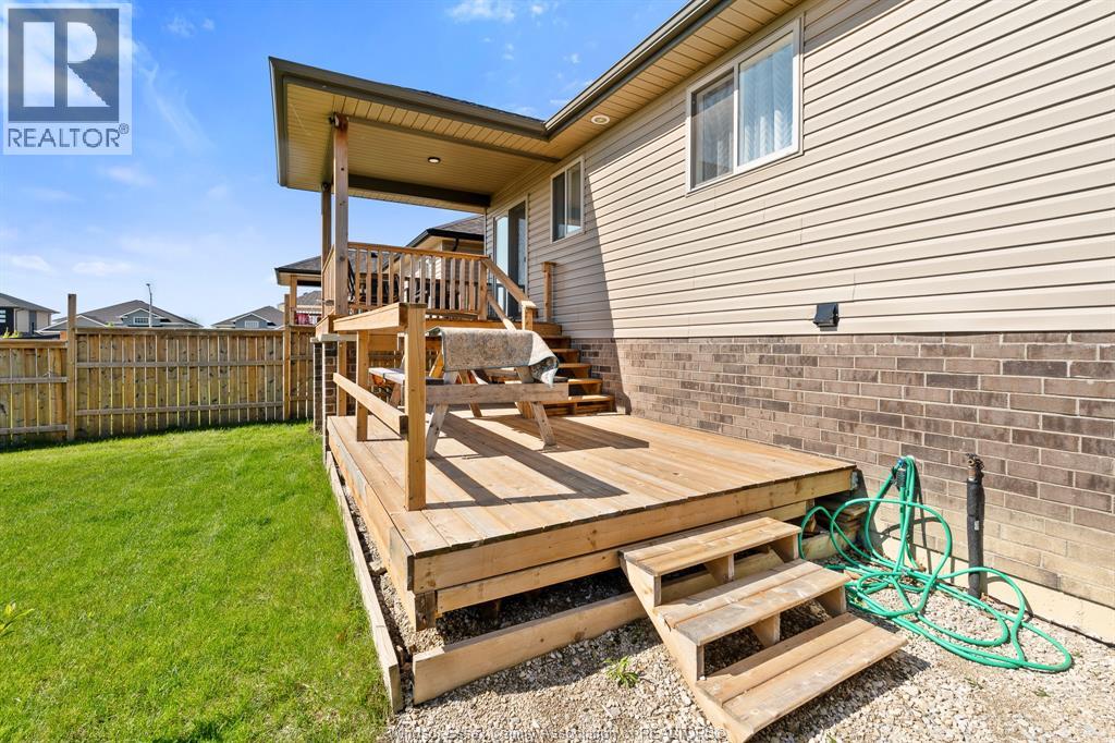 208 Clarke Property Photo 41