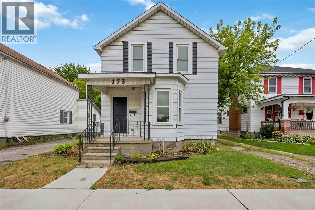 173 Brock Street South Property Photo 1