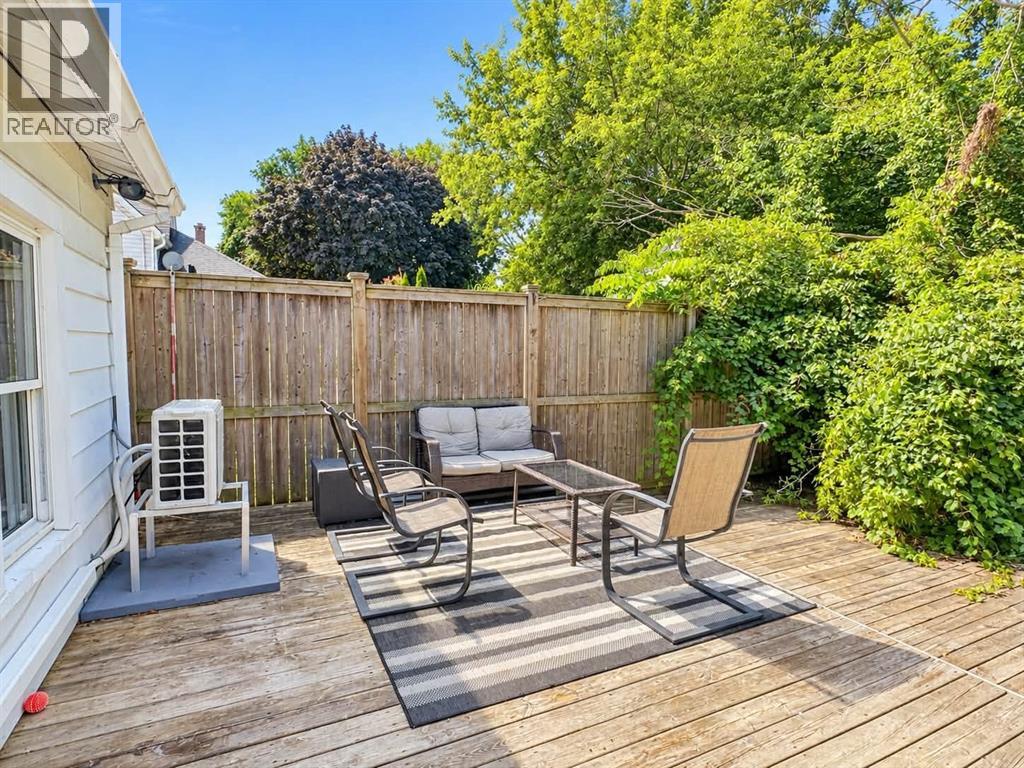 173 Brock Street South Property Photo 15