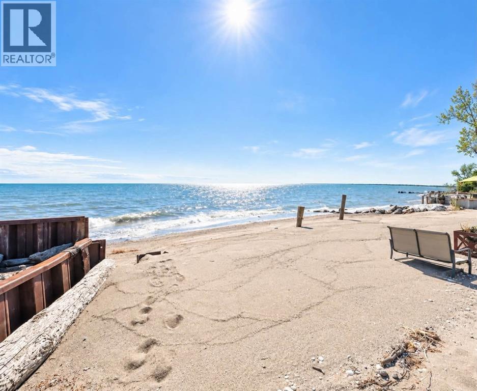 18200 Erie Shore Drive Property Photo 2