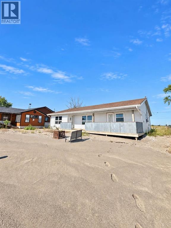 18200 Erie Shore Drive Property Photo 3