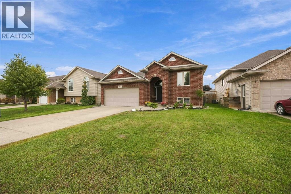 362 Ellis Drive Property Photo 2