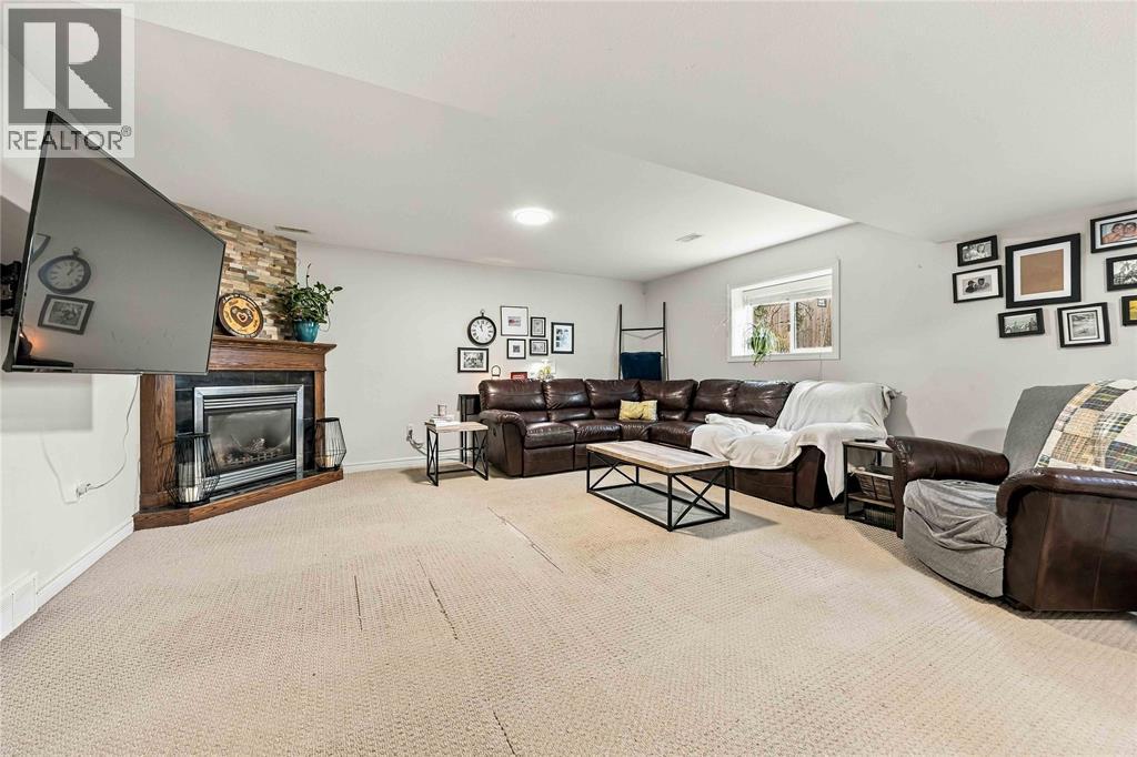 362 Ellis Drive Property Photo 21