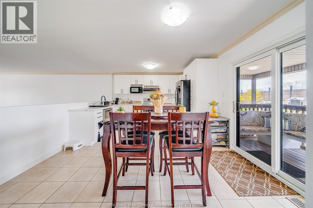 1488 Imperial Crescent Property Photo 14