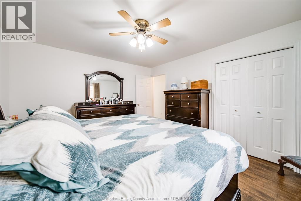 1488 Imperial Crescent Property Photo 24