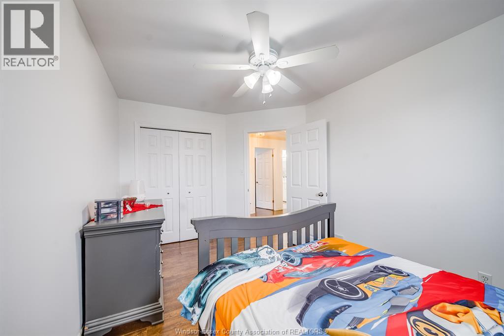 1488 Imperial Crescent Property Photo 26