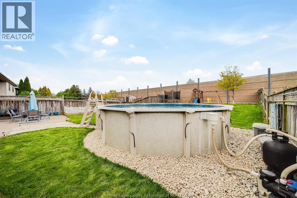 1488 Imperial Crescent Property Photo 46