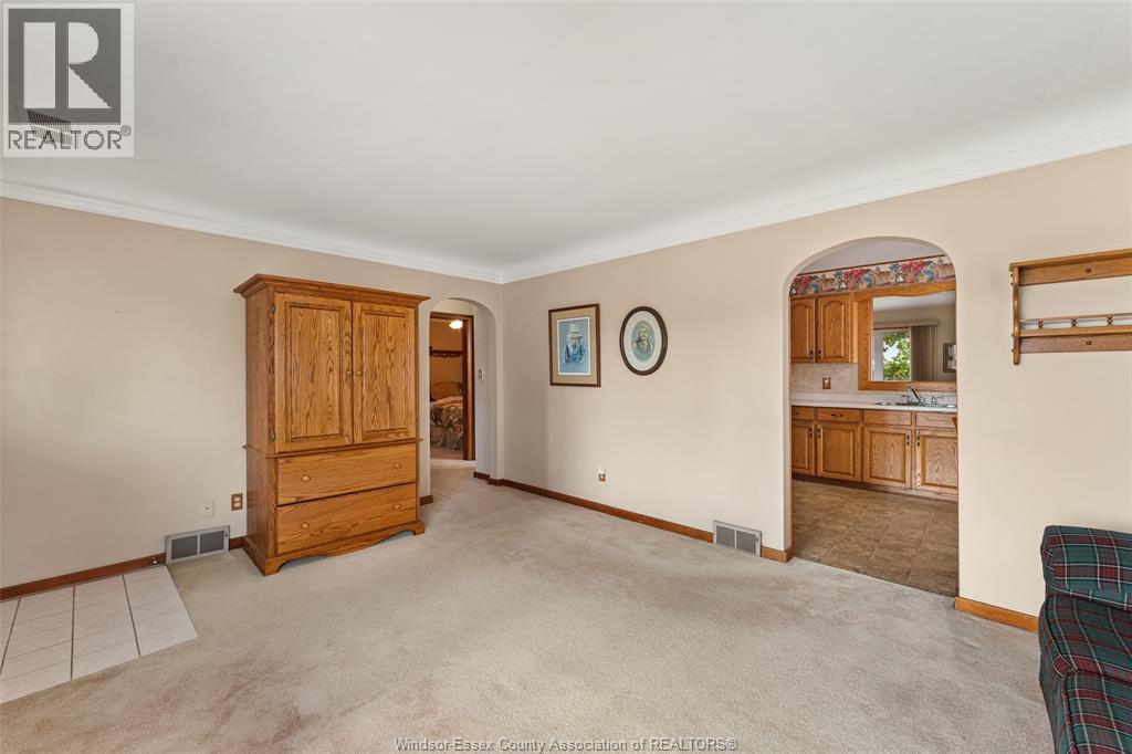 171 Maple Property Photo 15