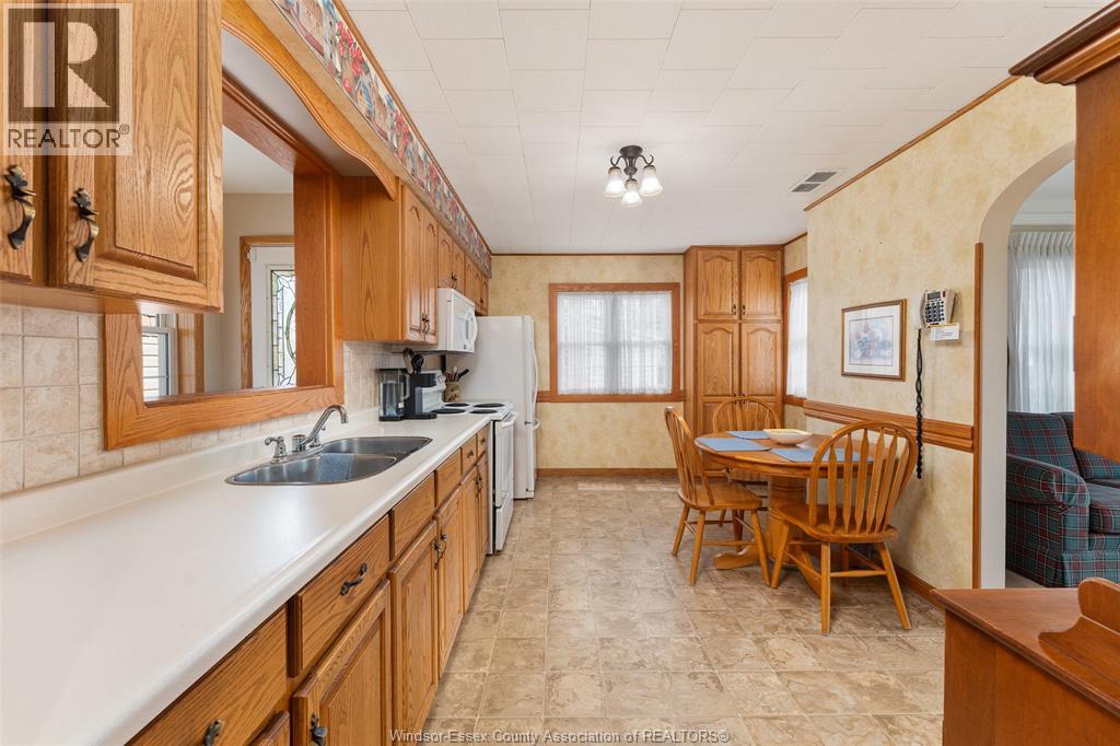 171 Maple Property Photo 17