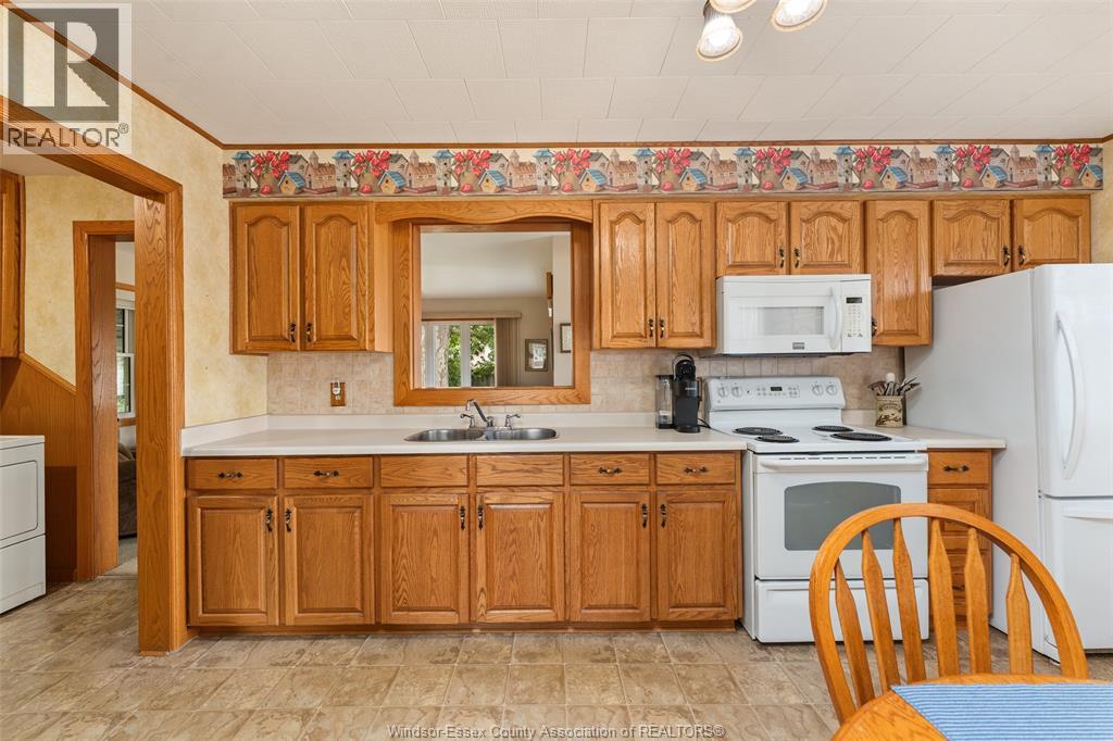 171 Maple Property Photo 18