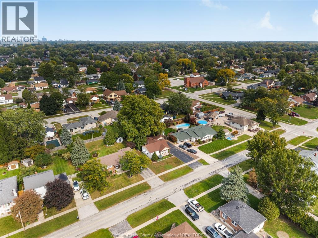 171 Maple Property Photo 30
