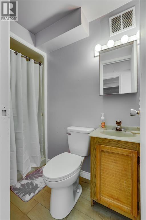 30 Duke Street South Property Photo 13