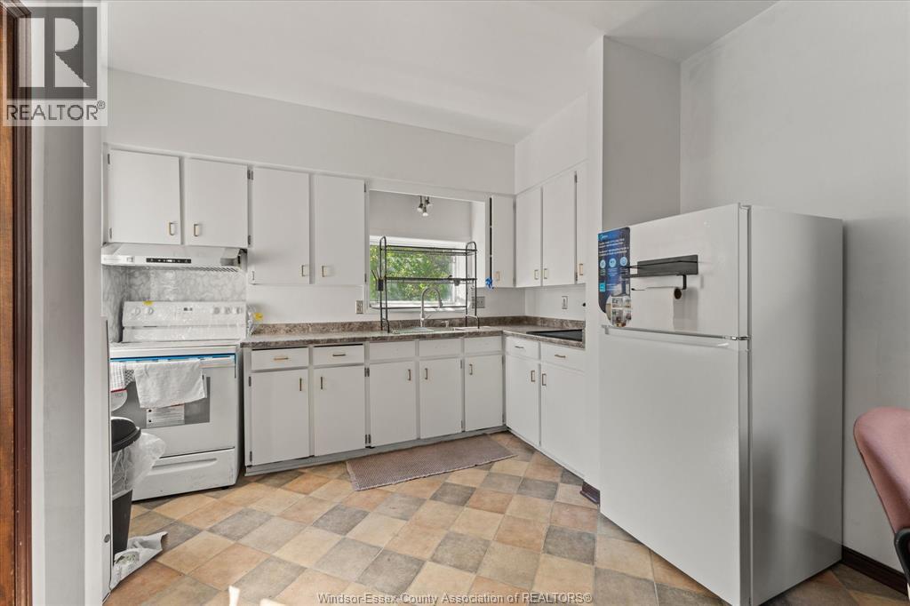 535 Randolph Avenue Property Photo 8