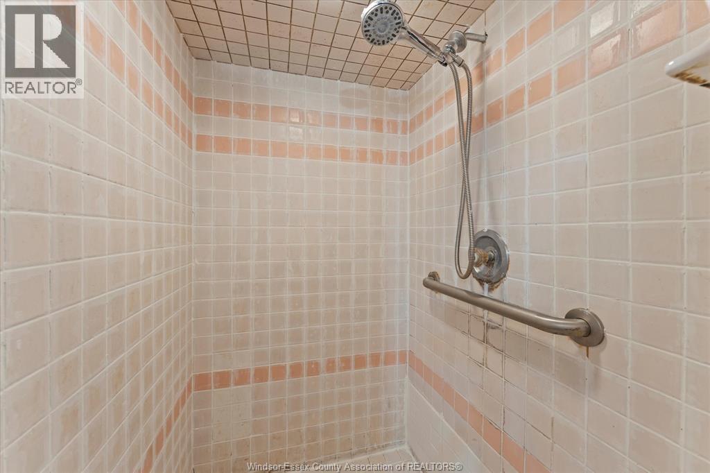 535 Randolph Avenue Property Photo 21