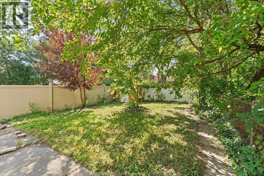 535 Randolph Avenue Property Photo 32