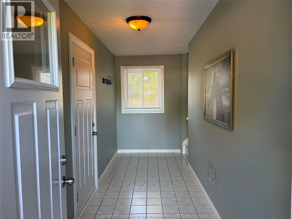 40 Holiday Court Property Photo 2