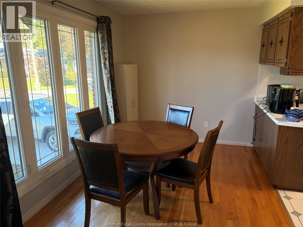 40 Holiday Court Property Photo 5
