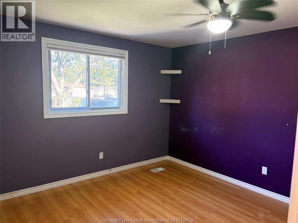 40 Holiday Court Property Photo 10