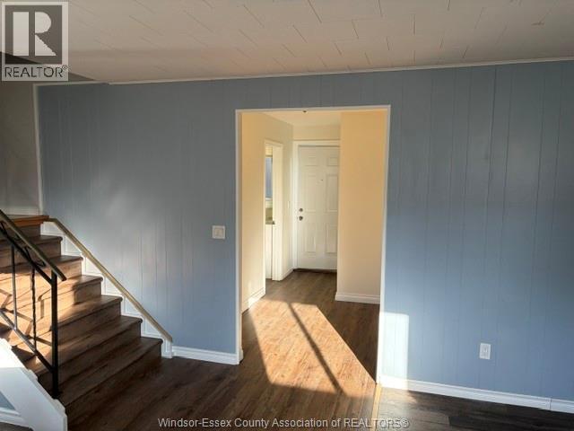 40 Holiday Court Property Photo 17