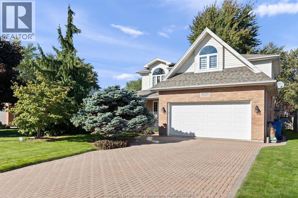 1620 MAPLE Property Photo 1