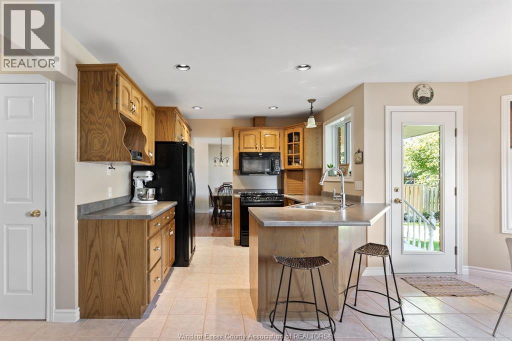 1620 Maple Property Photo 15