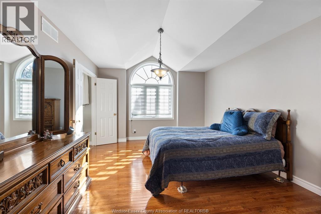 1620 Maple Property Photo 26