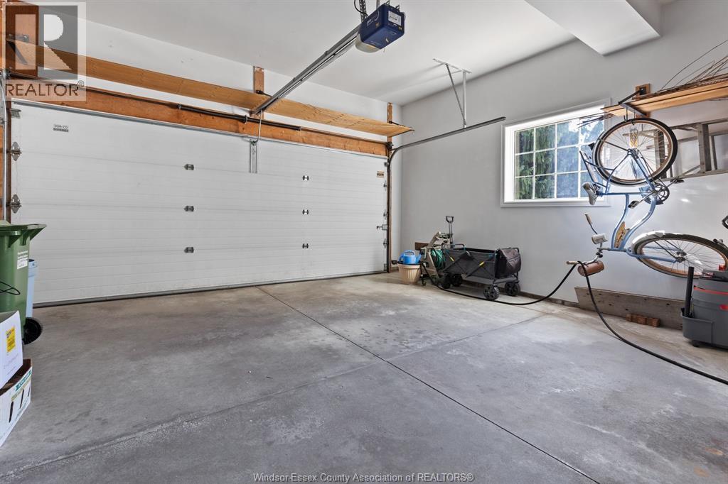 1620 Maple Property Photo 30