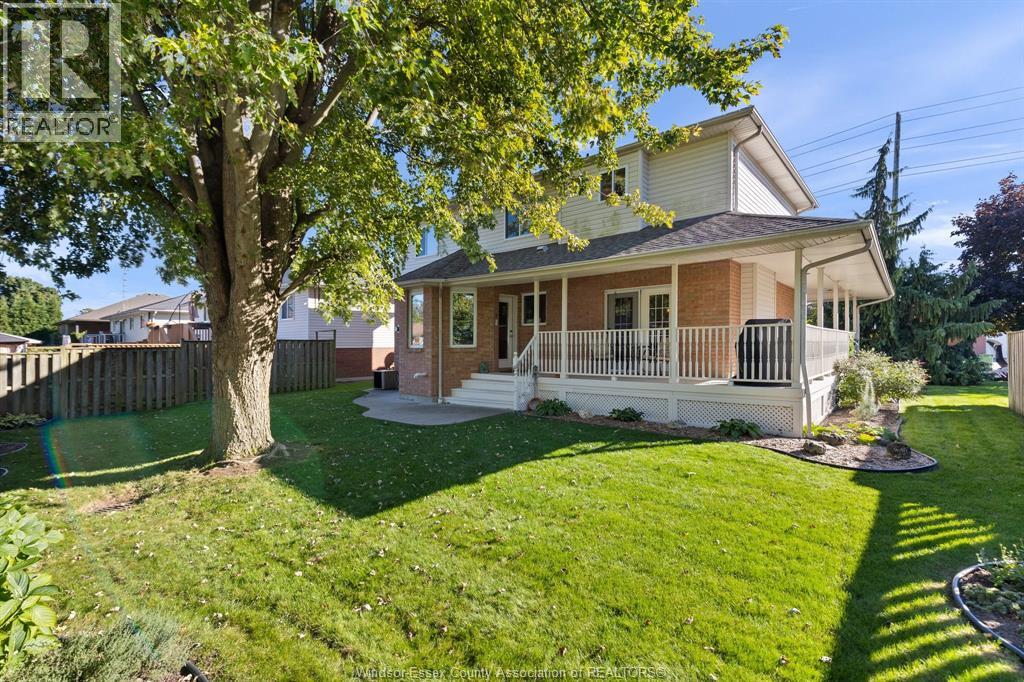 1620 Maple Property Photo 35