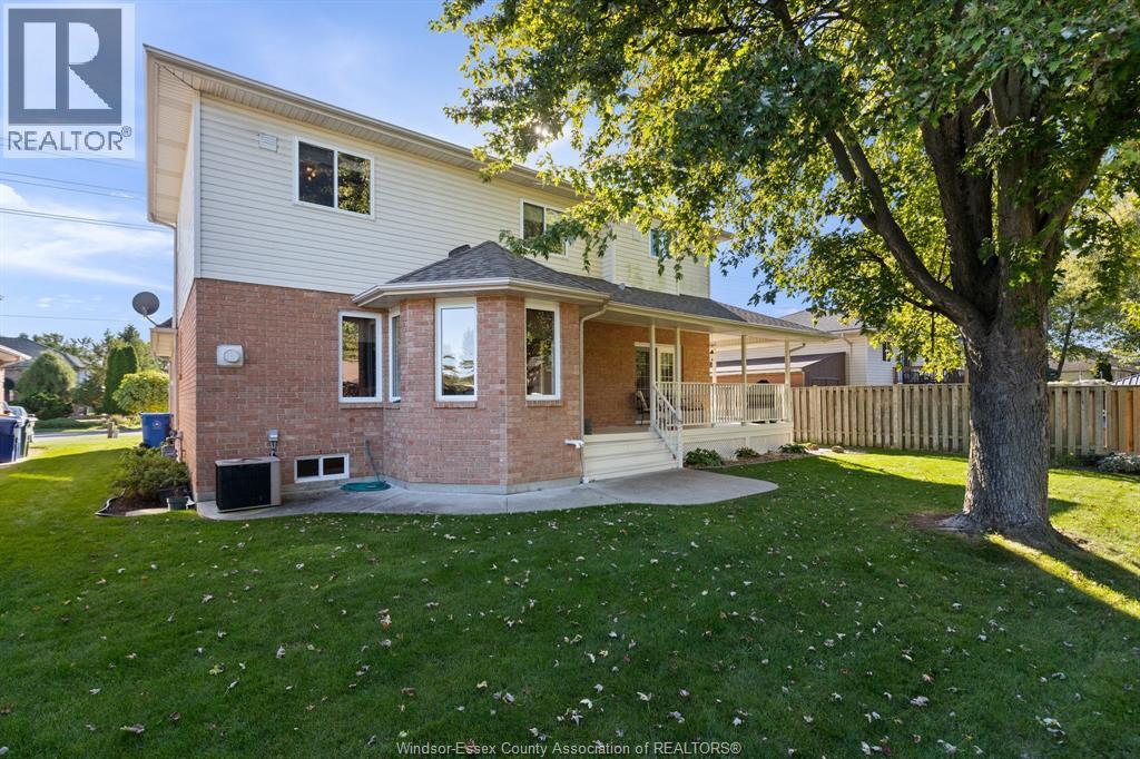 1620 Maple Property Photo 36
