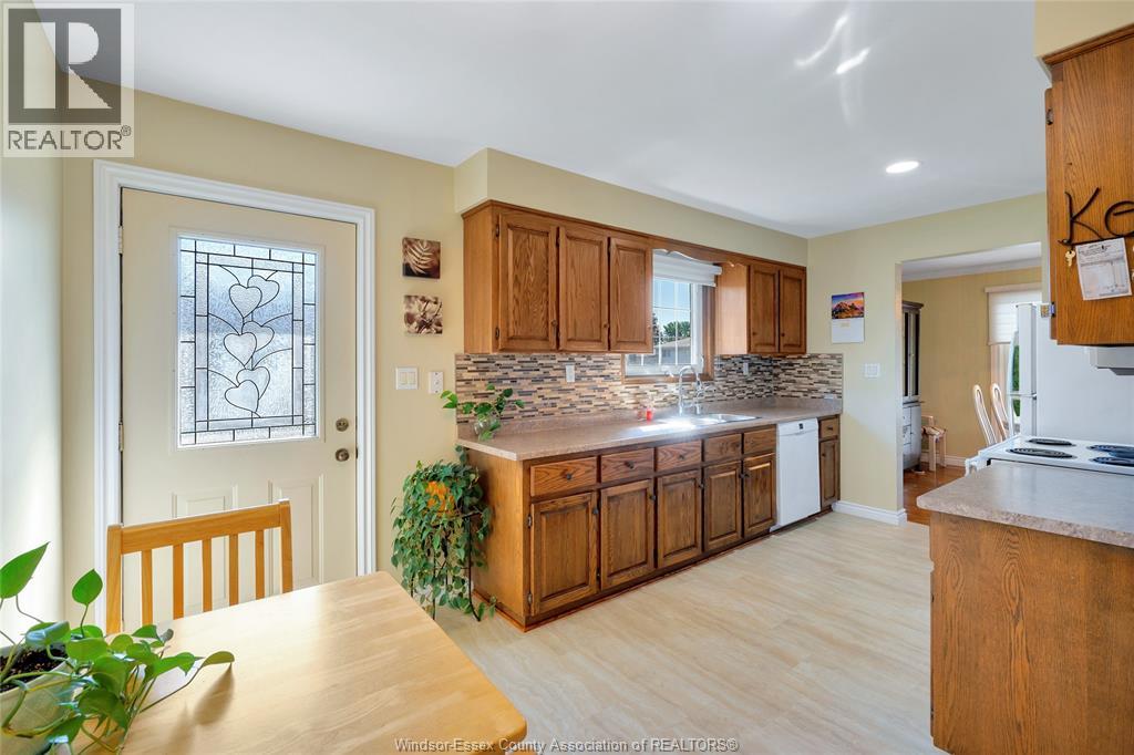 331 Lesperance Property Photo 8
