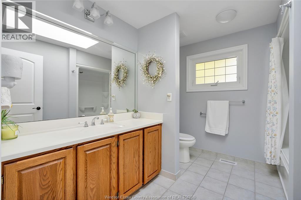 331 Lesperance Property Photo 17