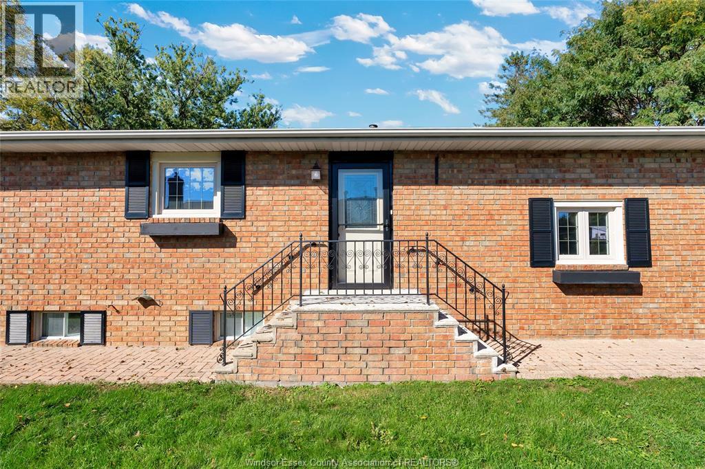 331 Lesperance Property Photo 32