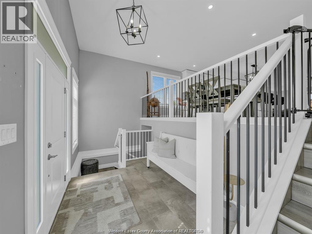702 Lesperance Road Property Photo 6