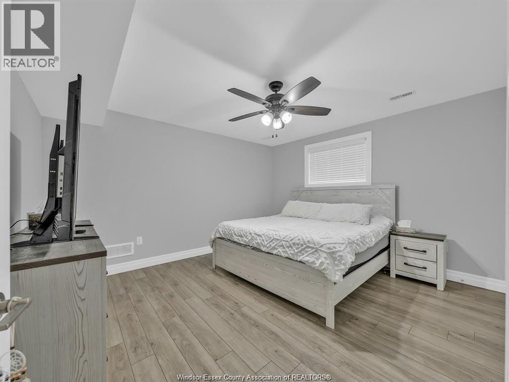702 Lesperance Road Property Photo 23