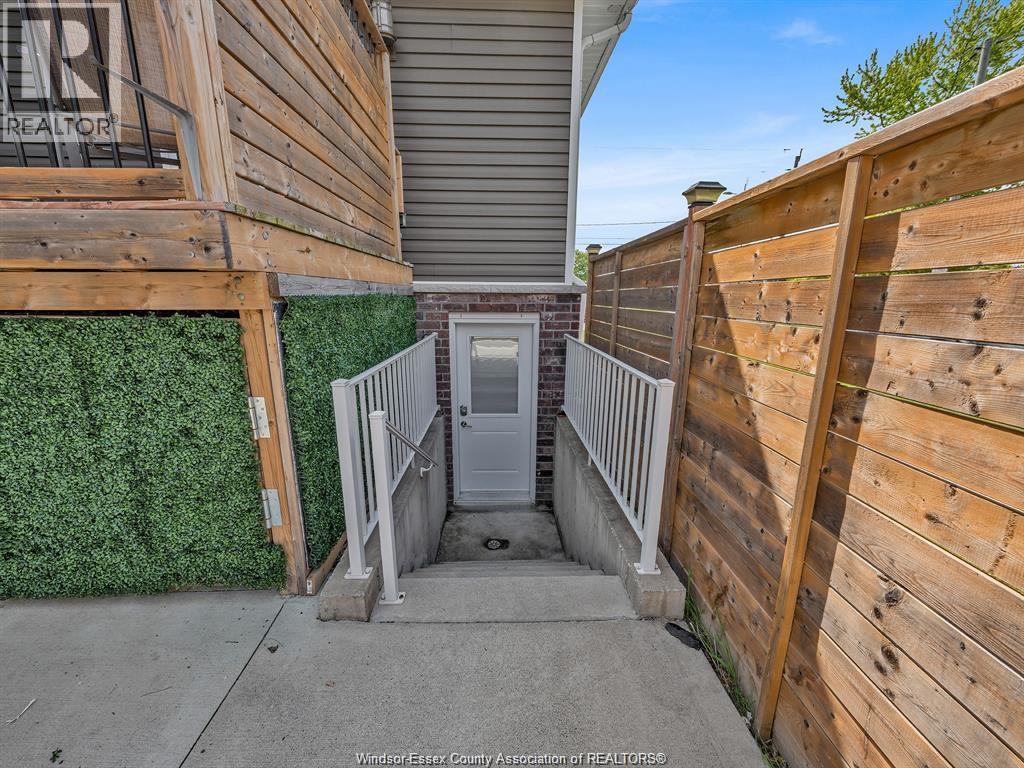 702 Lesperance Road Property Photo 28