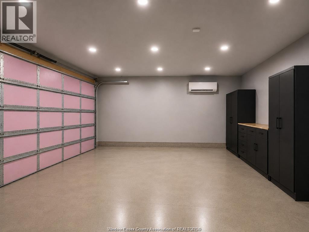 702 Lesperance Road Property Photo 33