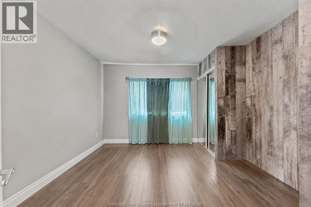 549 Clover Property Photo 7