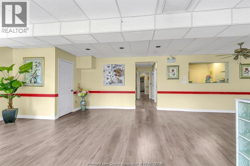 1324 Ouellette Avenue Property Photo 13