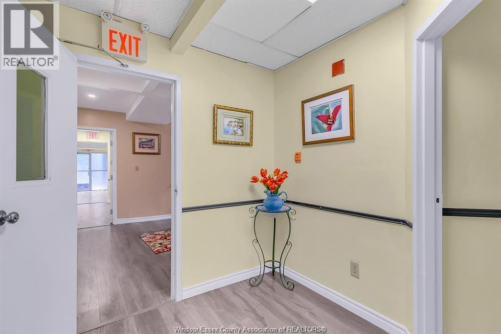1324 Ouellette Avenue Property Photo 18