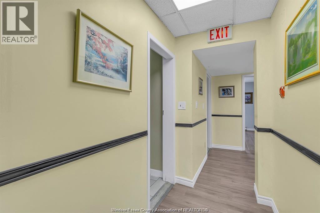 1324 Ouellette Avenue Property Photo 21
