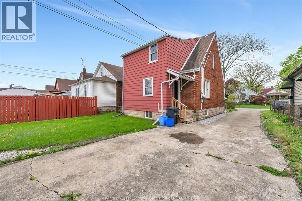 1564 Alexis Road Unit# Upper Property Photo 8