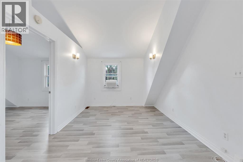 1564 Alexis Road Unit# Upper Property Photo 16