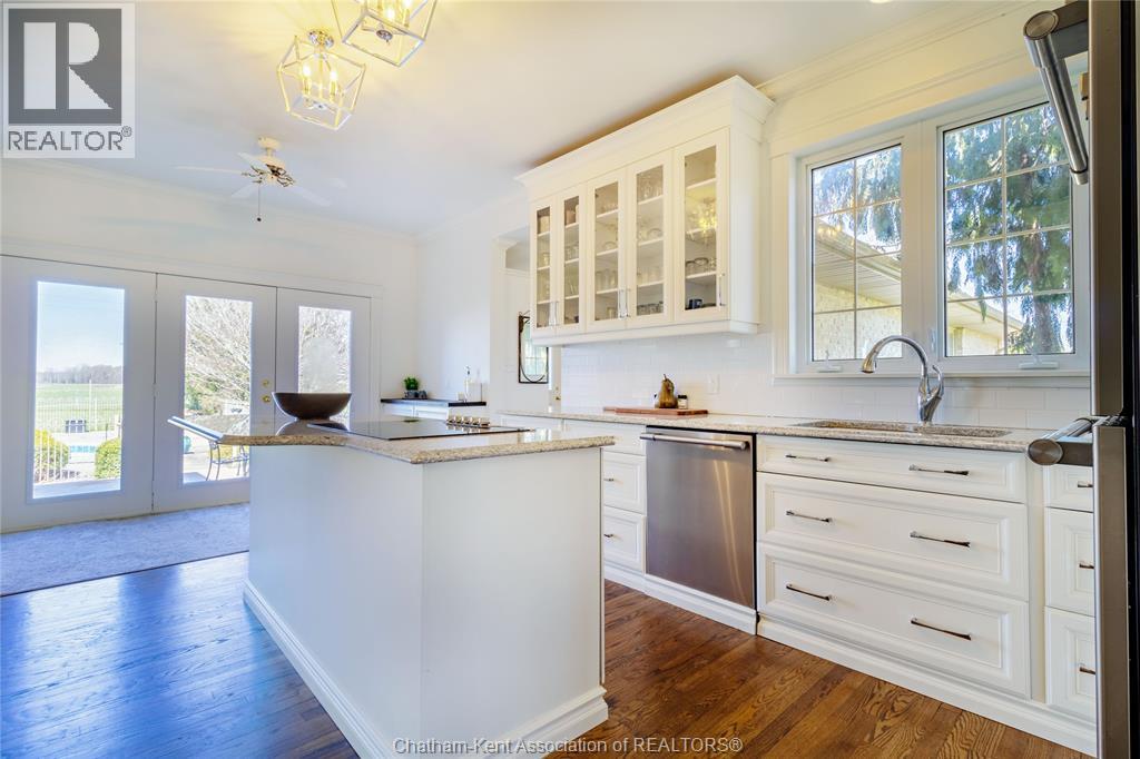 23356 Dew Drop Road Property Photo 9