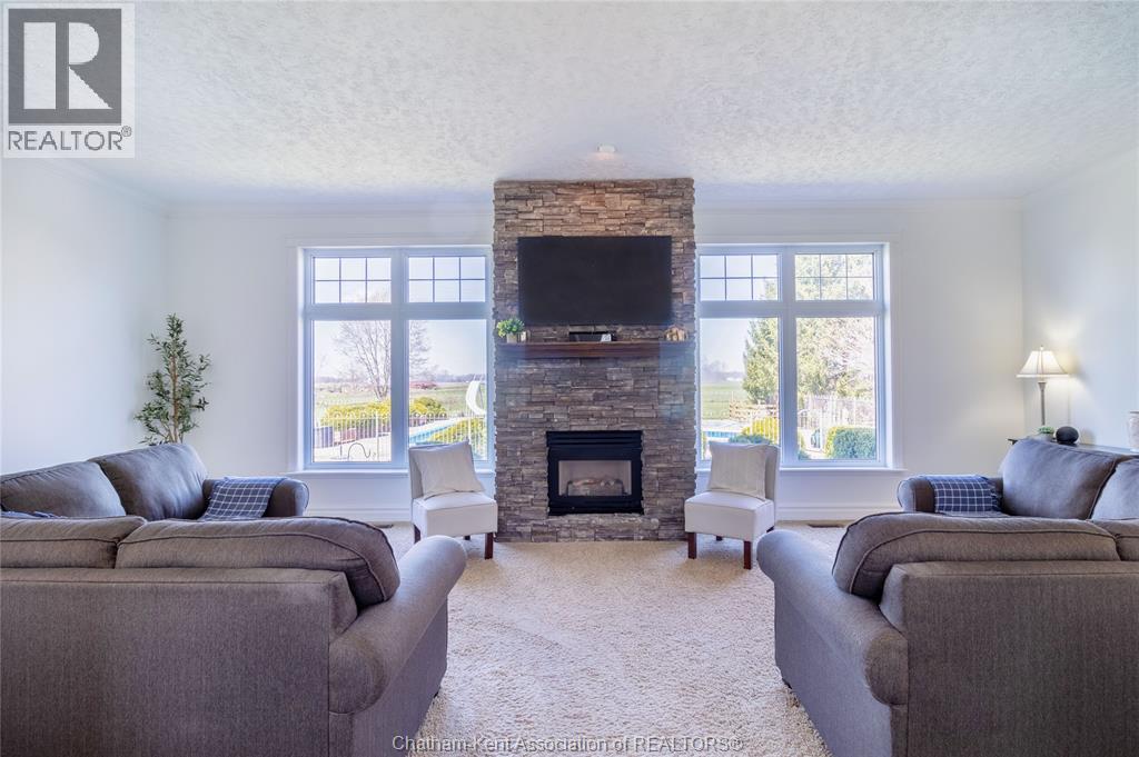 23356 Dew Drop Road Property Photo 13