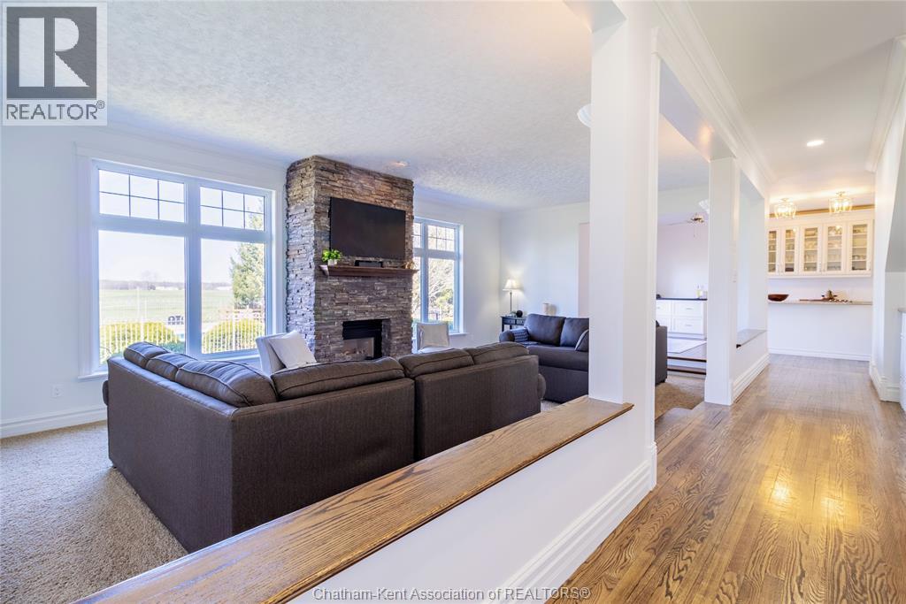 23356 Dew Drop Road Property Photo 14