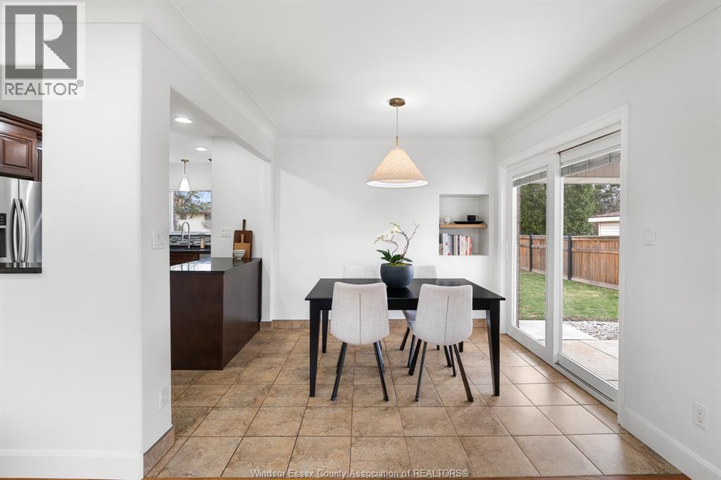 735 Lounsborough Property Photo 12