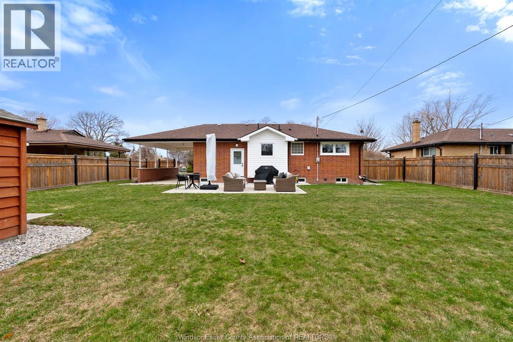 735 Lounsborough Property Photo 36