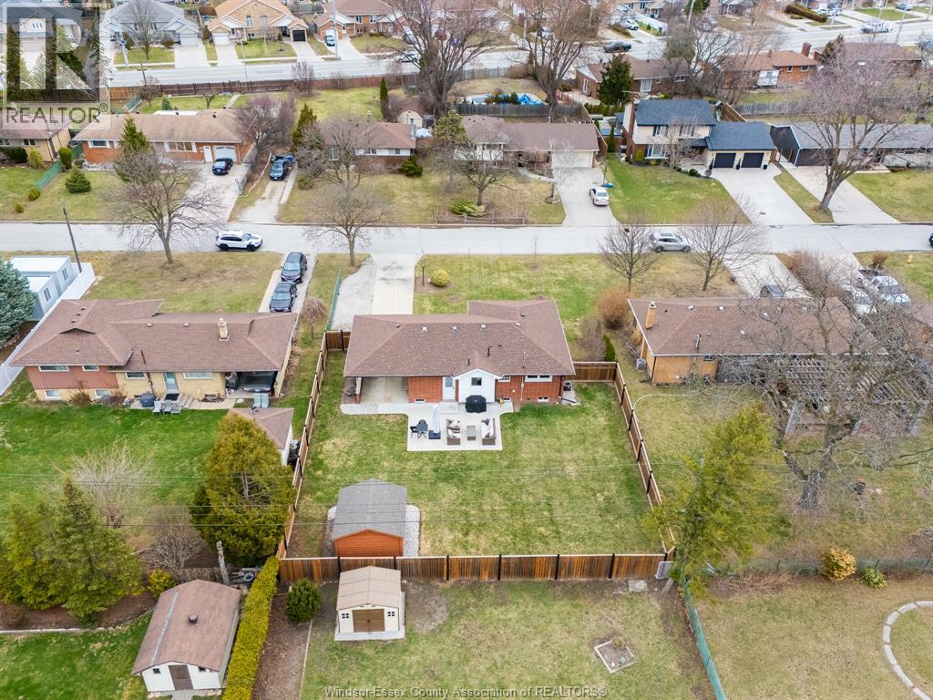 735 Lounsborough Property Photo 45