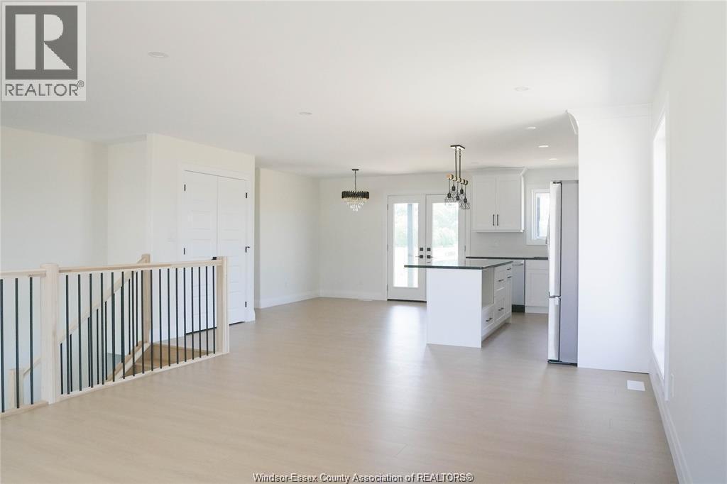 21 Hawthorne Crescent Property Photo 7