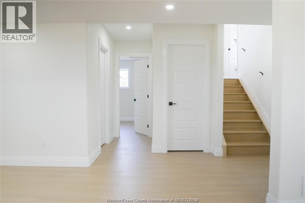 21 Hawthorne Crescent Property Photo 25